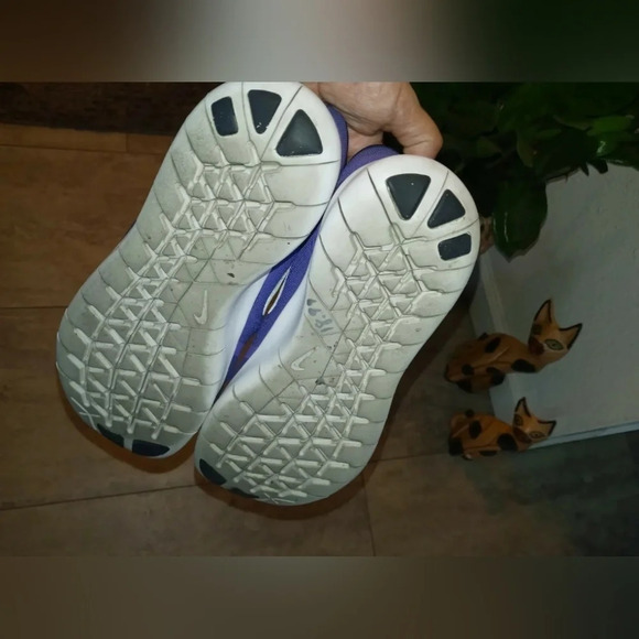 Nike Free Run Purple Running/ Training sneakers 7Y/8.5 Women's Athleisure Rare - Picture 4 of 5